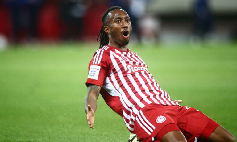 Στην Κερκίδα: Playoffs, Ολυμπιακός vs ΠΑΟΚ