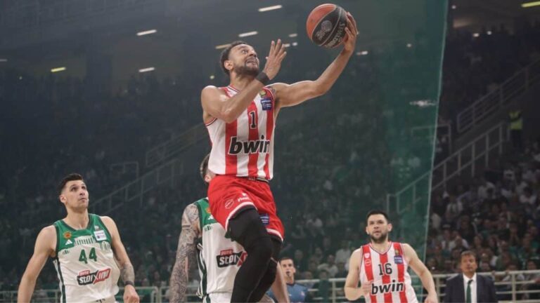 Καιρός για ουσιαστική αυτοκριτική