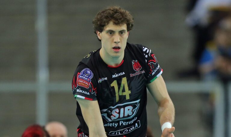 Αλεξάνταρ Ατανασίεβιτς: Ένας σταρ στον Πειραιά!