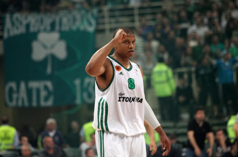 Μάικ Μπατίστ: Ο γίγαντας του Παναθηναϊκού